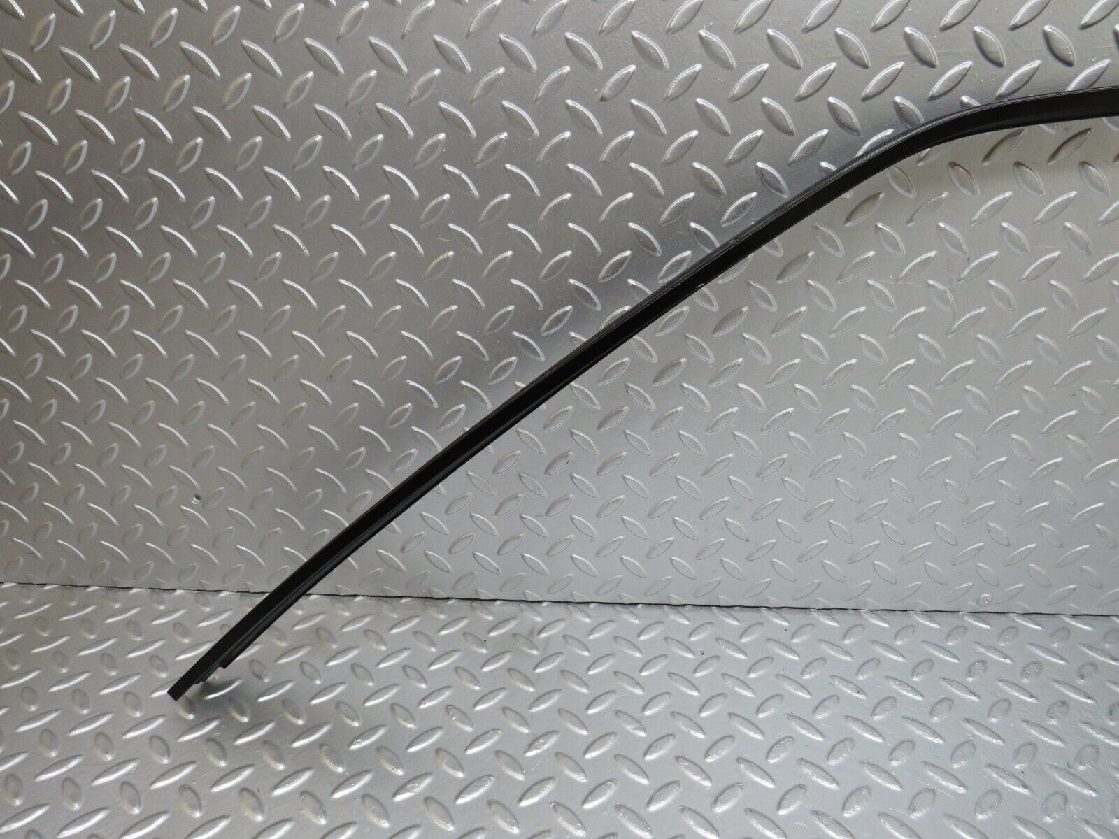 34459 Mercedes-Benz C126 380SEC Coupe Roof Trim Left Side