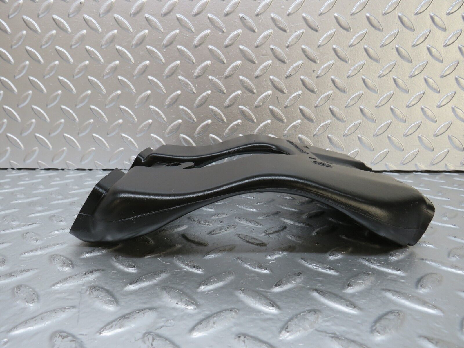 25759 Mercedes-Benz W124 280E Engine Bay Water Drain 1246280072