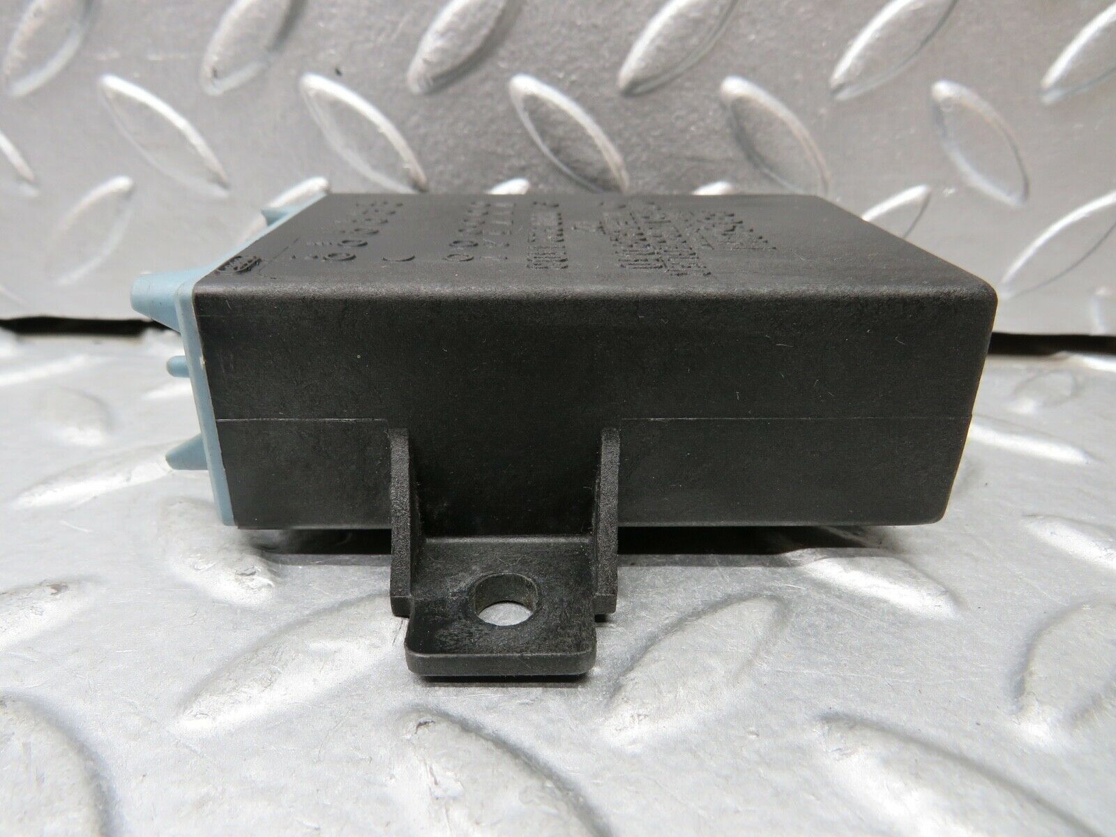 21716 Mercedes-Benz W126 300SE Heating Control Unit Bosch 0008221403