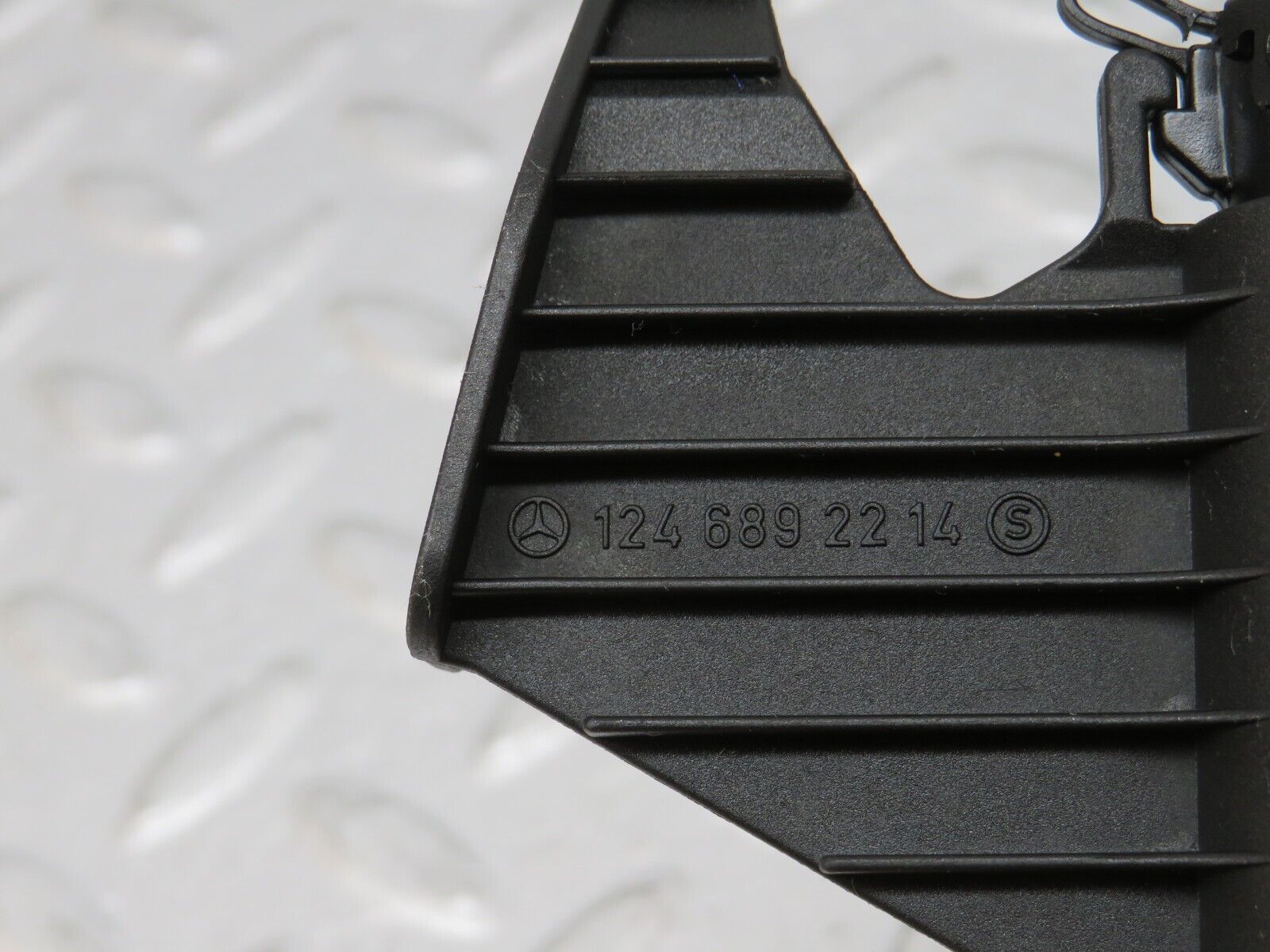 33169 Mercedes-Benz W124 Glove Box Lid Spring With Bracket 1246892214