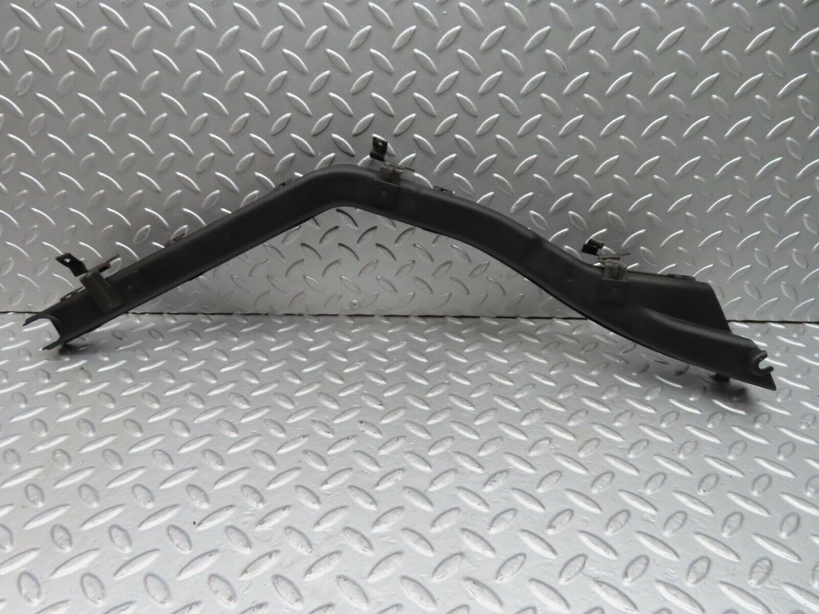 14876 Mercedes-Benz W140 S320 Engine Bay Cable Channel 1405461564 1405401418