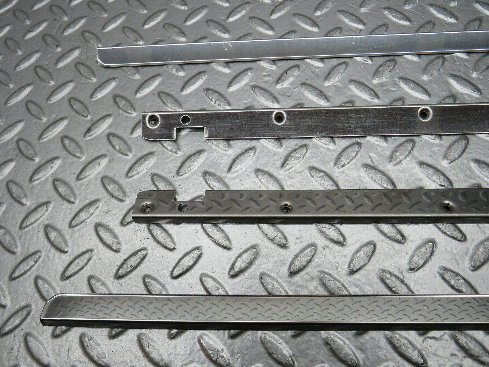 22401 Mercedes-Benz C124 E220 Coupe Sunroof Chrome Trim Set