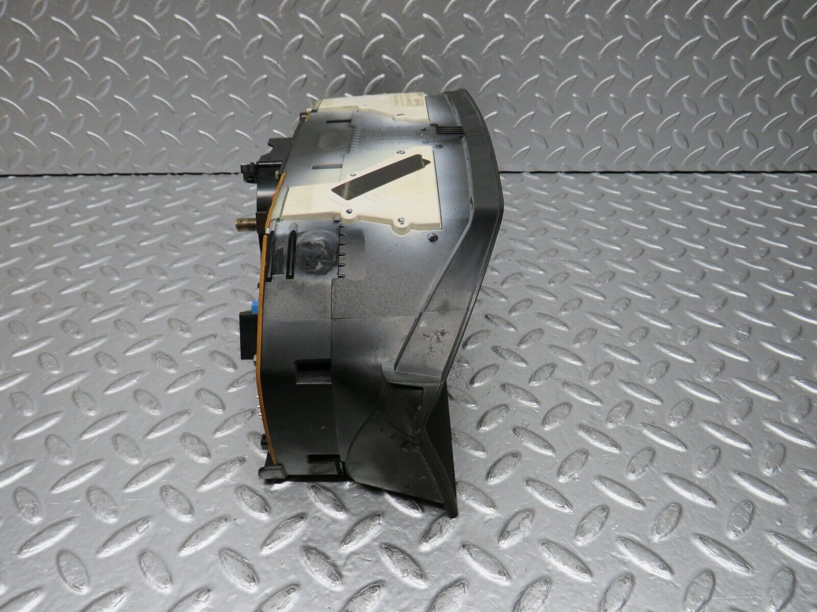 31490 Mercedes-Benz S124 220TE Wagon Instrument Cluster 1244400447 1245426769