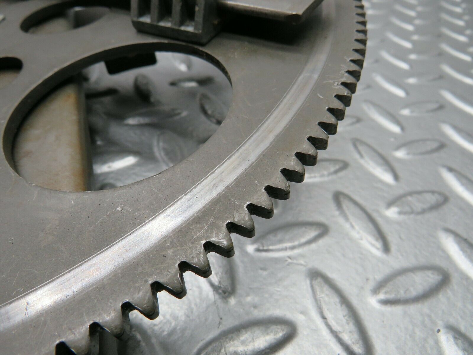 22891 Mercedes-Benz C107 450SLC Front Left Power Window Regulator 1077200746