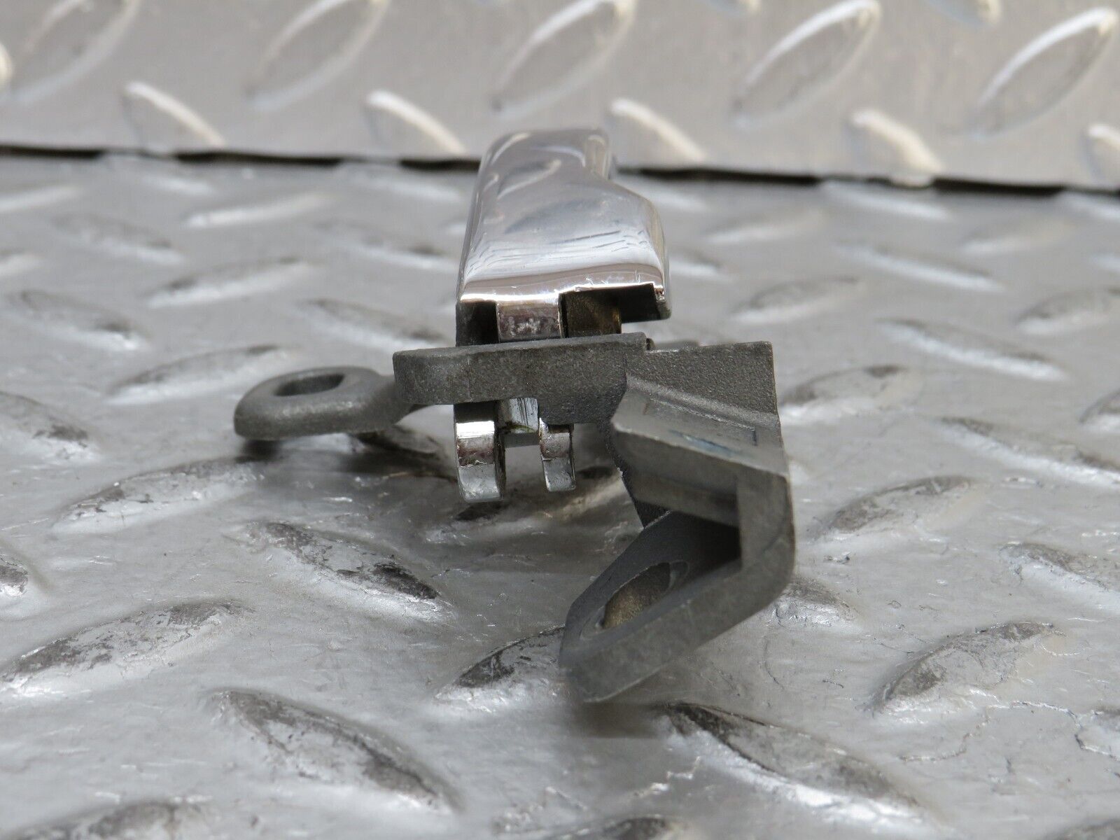 28133 Mercedes-Benz W123 280E Right Interior Door Handle 1237600261