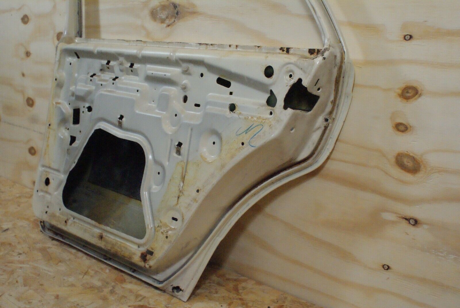 2341 Mercedes-Benz W123 280E Rear Right Door