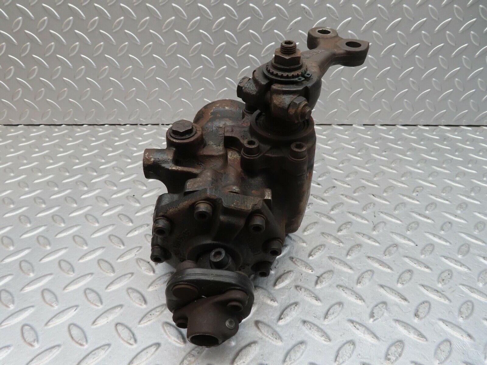 12208 Mercedes-Benz R129 300SL Coupe Steering Box 1294611001