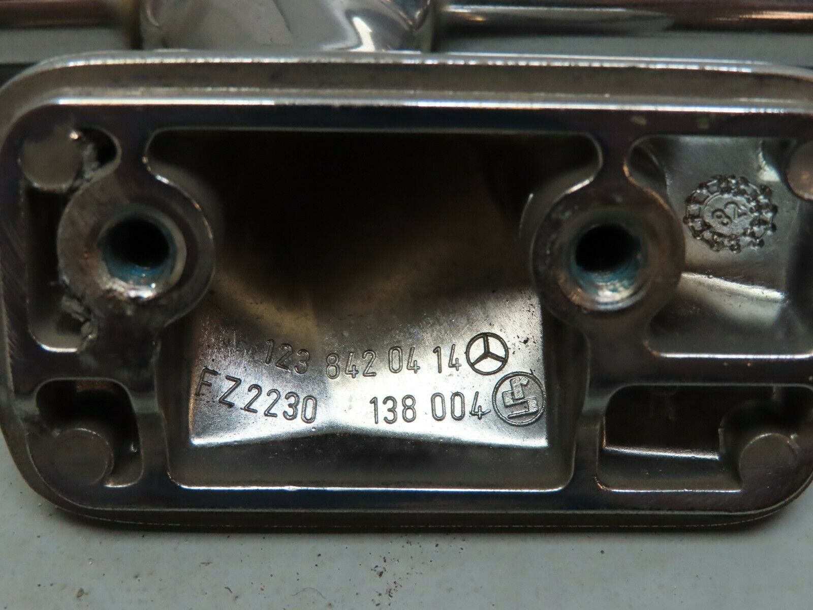 3795 Mercedes-Benz S123 200T Wagon Roof Bar Roof Rack Chrome Right