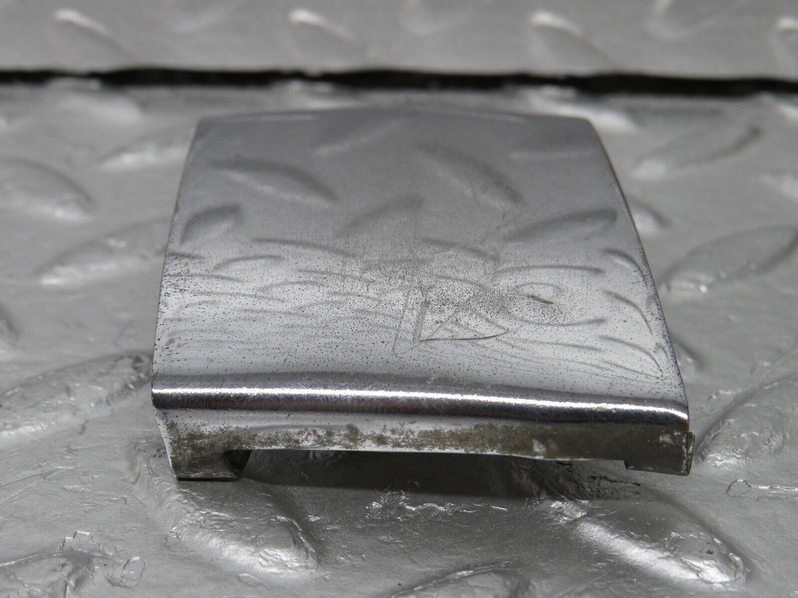 34656 Mercedes-Benz C126 380SEC Coupe Front Bumper Cover Chrome