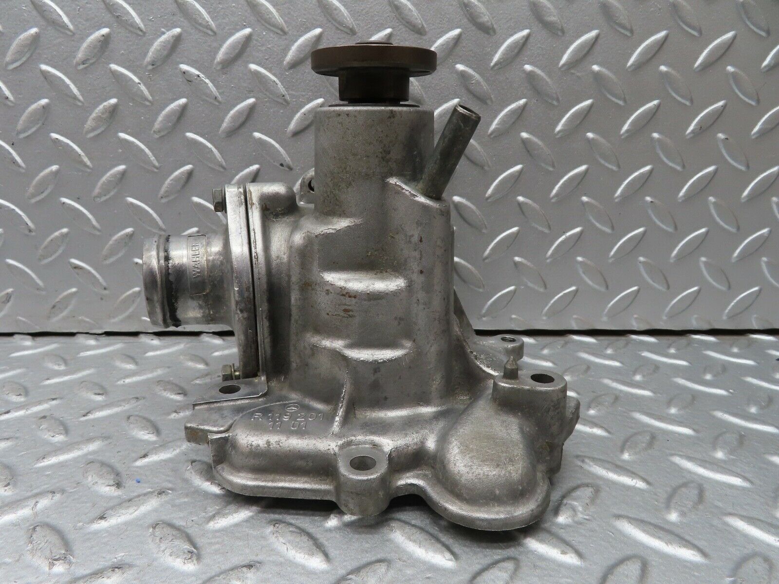 19536 Mercedes-Benz C140 CL420 Coupe Water Pump 1192011101