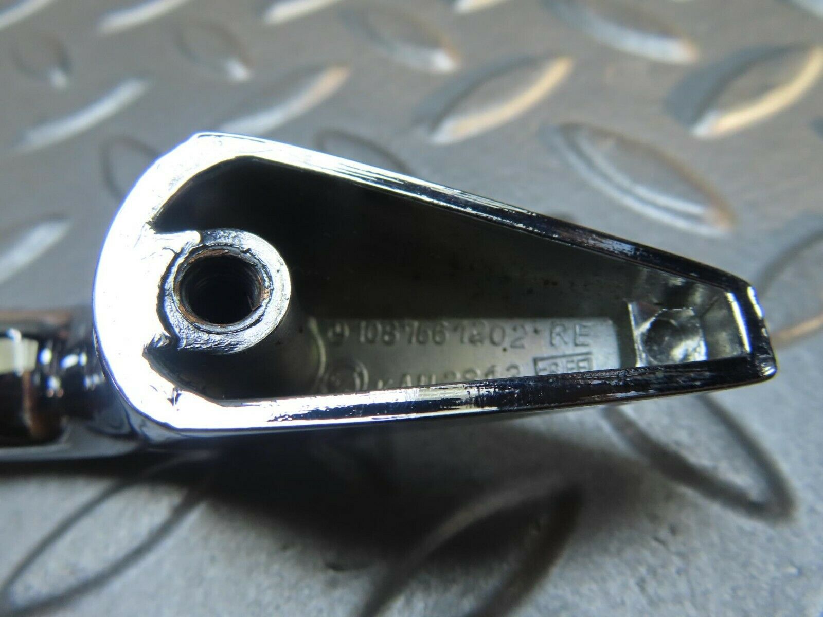 8729 Mercedes-Benz W115 Chrome Door Handle Rear Right 1157661202