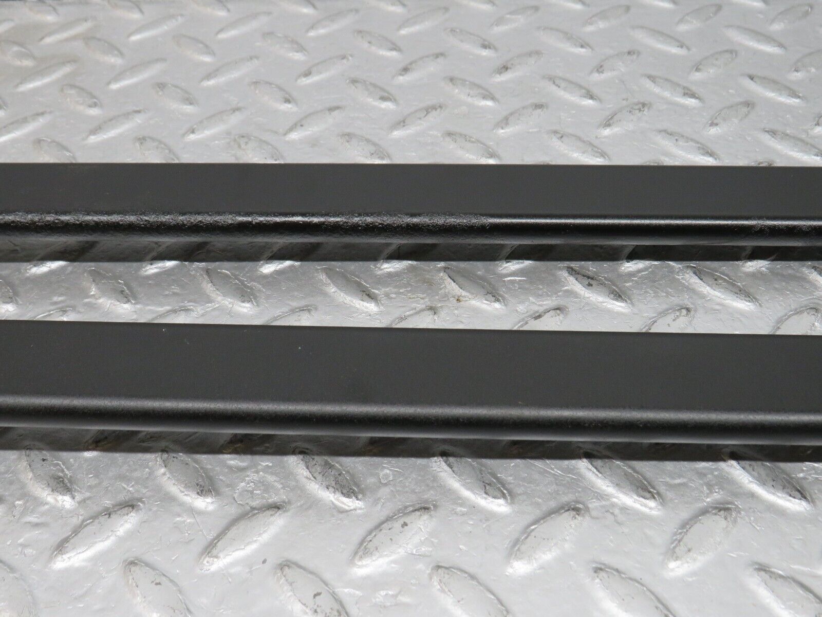 38192 Mercedes-Benz A124 320E Cabriolet Front Suspension Anti Roll Bar Support 2x