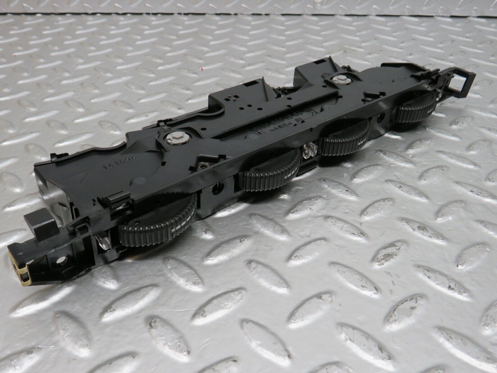 24809 Mercedes-Benz W140 S320 Air Vent Control Panel 1408301385