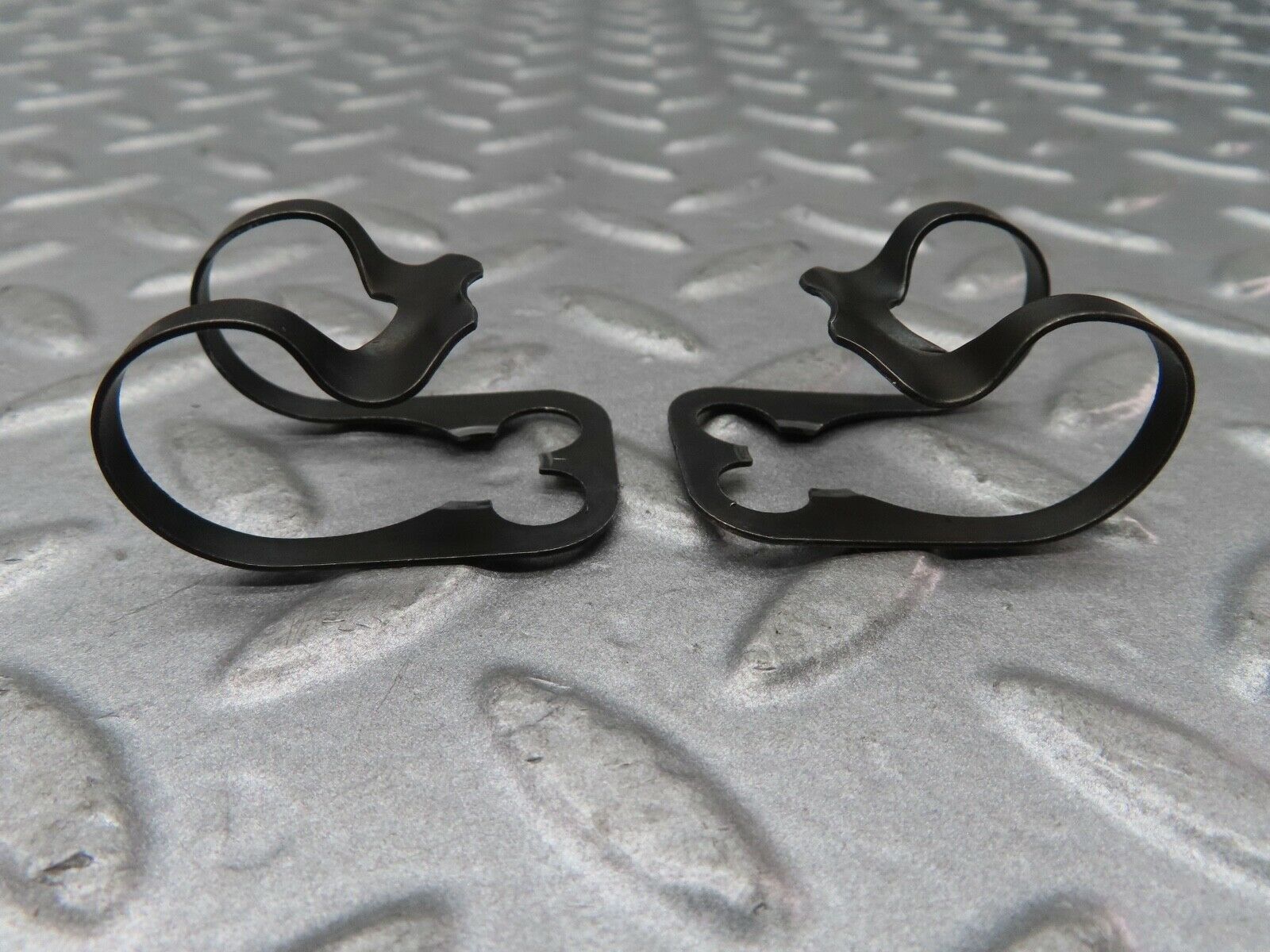 16954 Mercedes-Benz C123 280CE Coupe Valve Rocker Arm With Retaining Spring