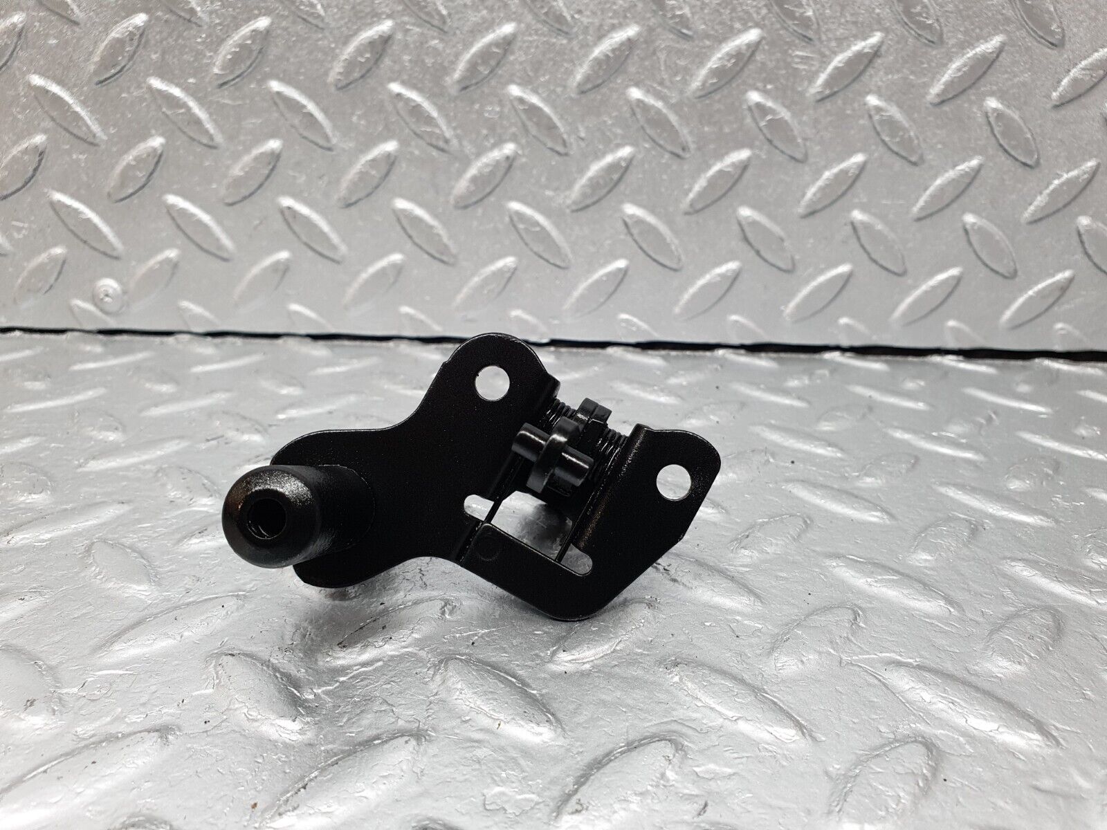 41525 Mercedes-Benz W124 200E Bonnet Lock Catch 1248800260