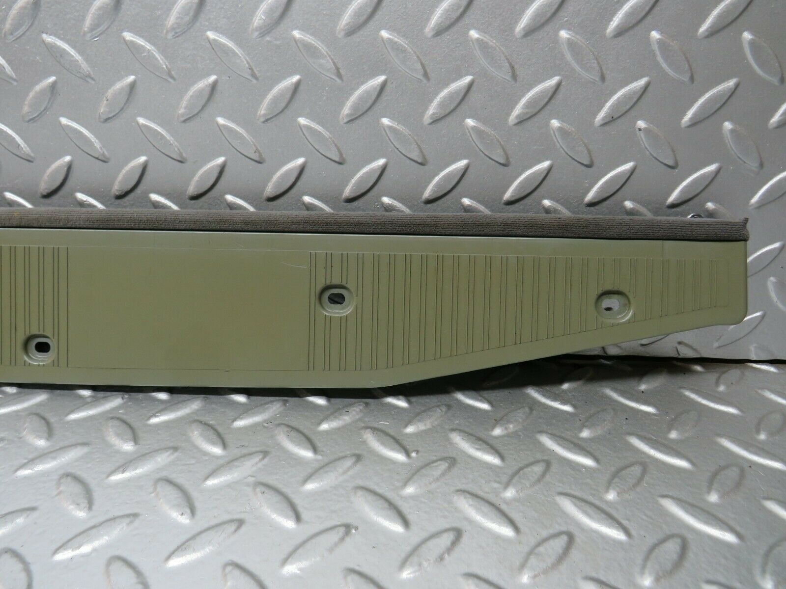 24240 Mercedes-Benz S124 220TE Wagon Tailgate Cover Panel Grey 1247470635