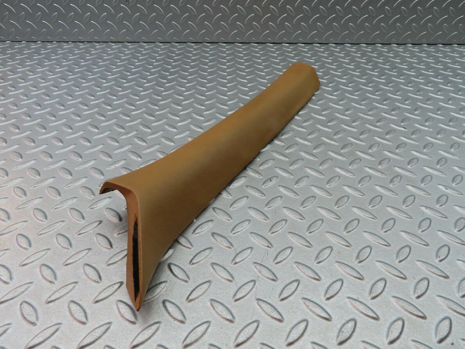6136 Mercedes-Benz W126 380SE A Pillar Cover Left Side