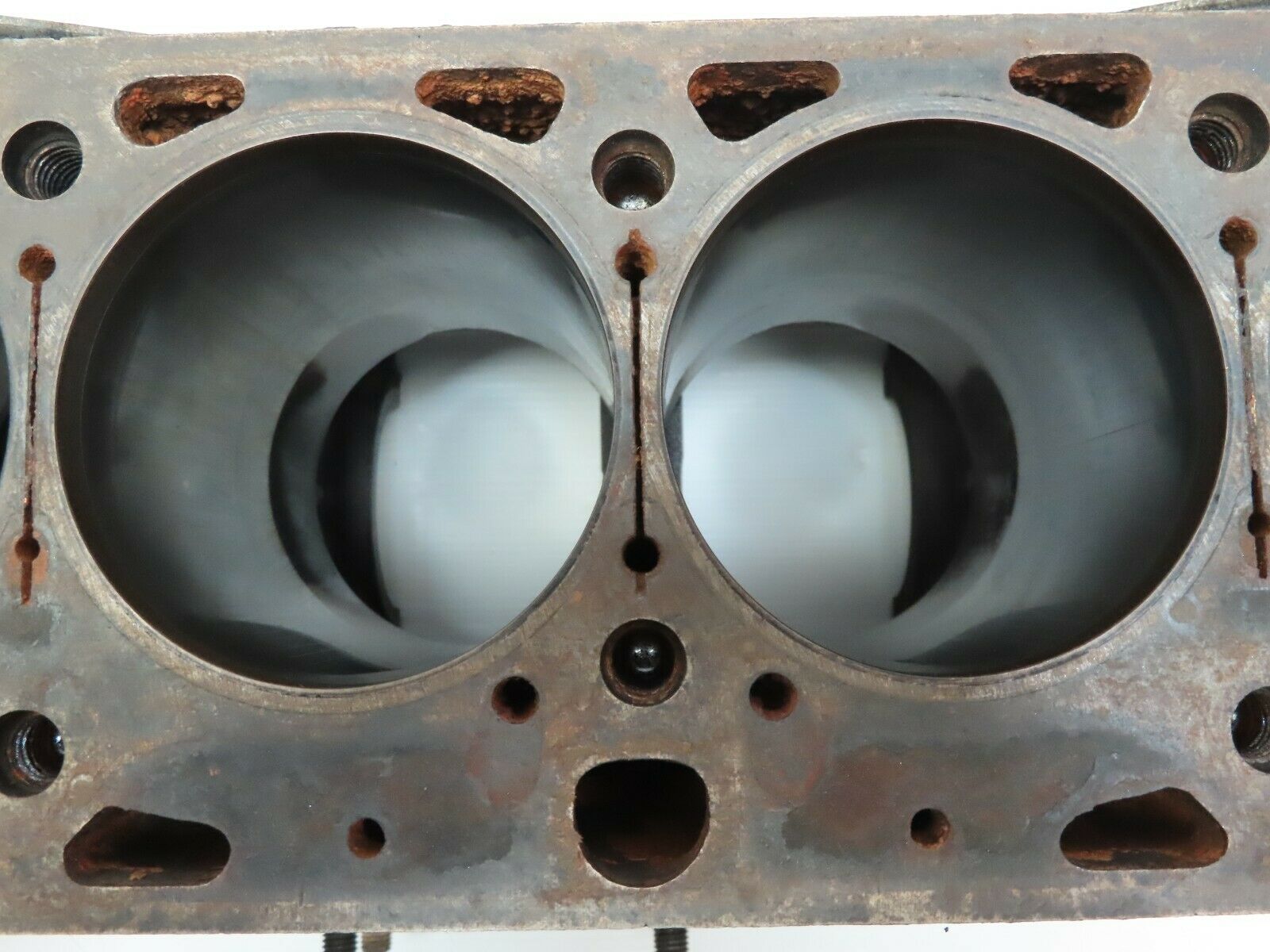 4903 Mercedes-Benz W114 280CE Coupe Engine Block M110.991 1100110401