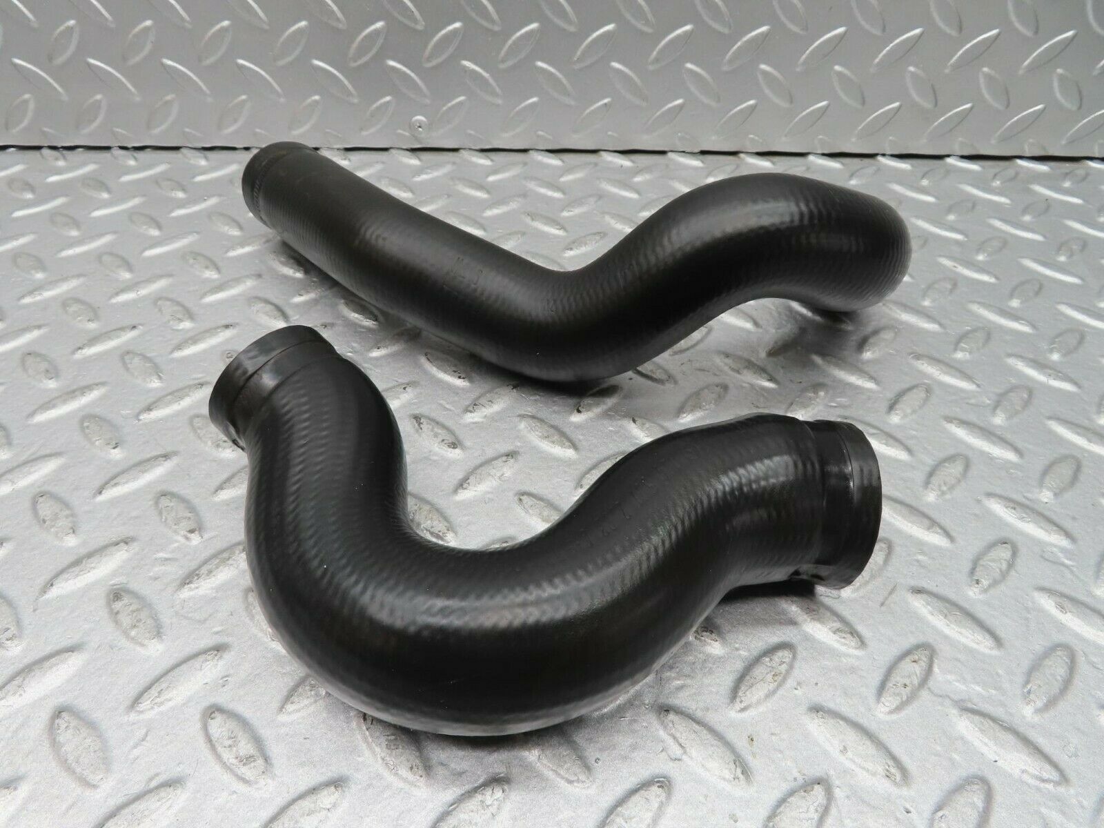 16351 Mercedes-Benz W124 260E Coolant Hose Pipe Set 1245012382