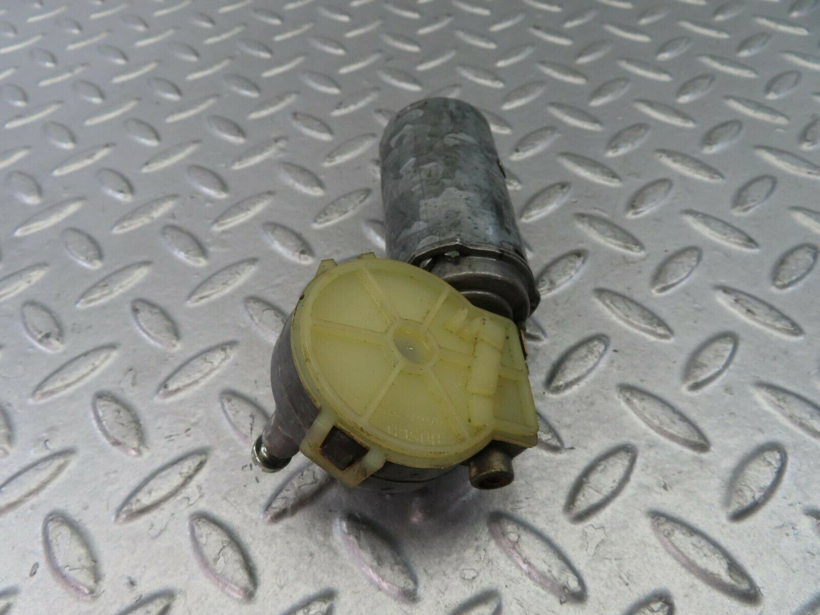 9246 Mercedes-Benz C124 300CE Coupe Seat Belt Presenter Motor Left 0390206695