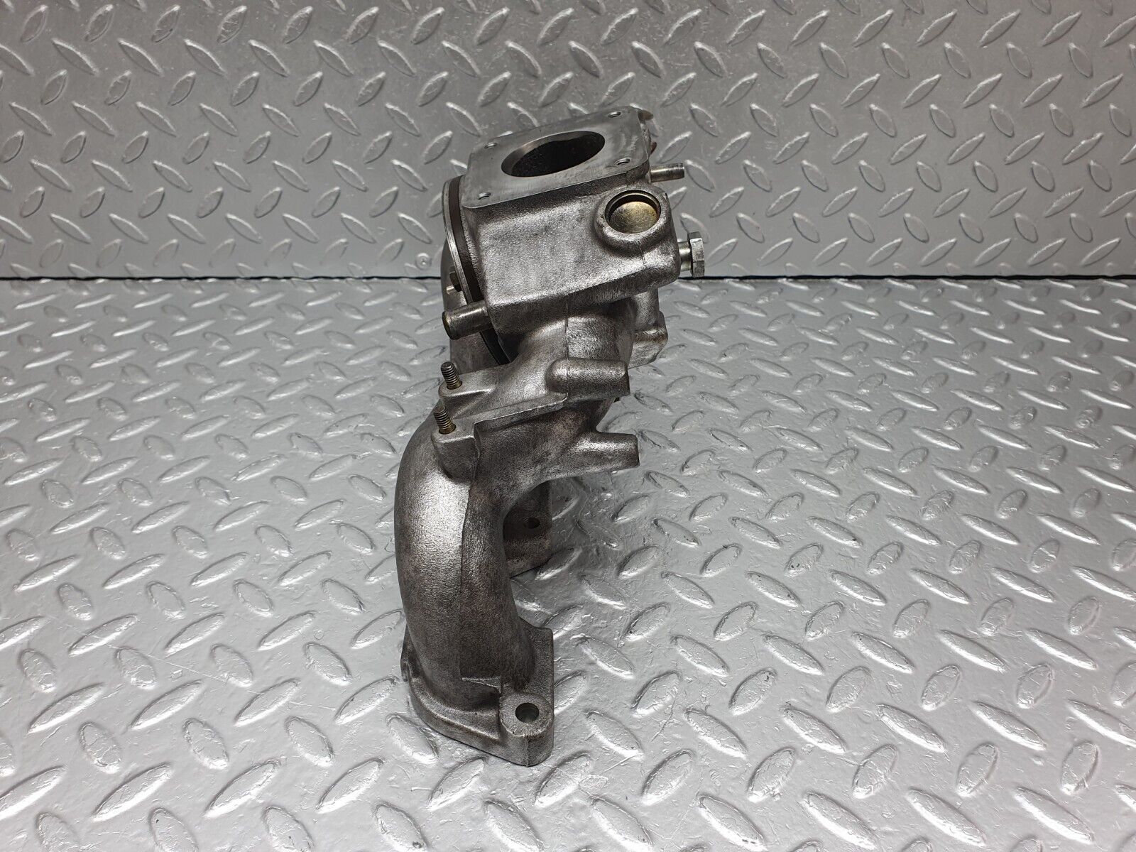 41582 Mercedes-Benz W124 200E Air Intake Manifold 1021411601 1021411319