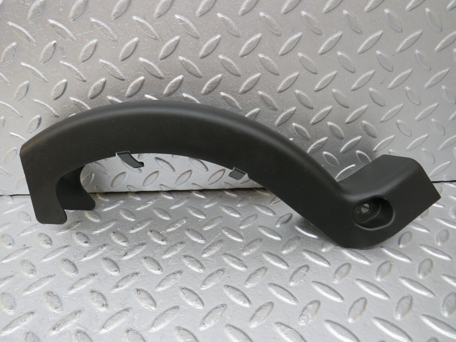 35212 Mercedes-Benz W221 Trunk Lid Hinge Cover Pair 2216930217 2216930117