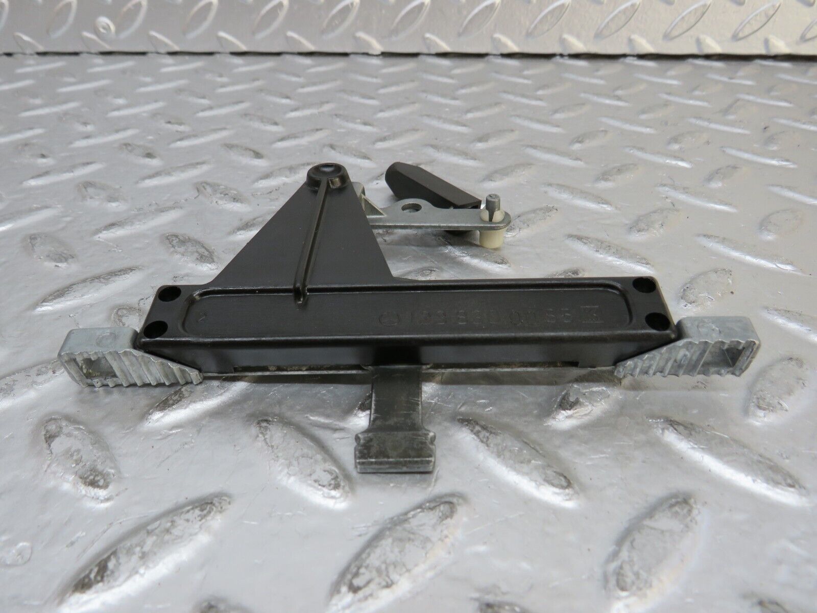 26918 Mercedes-Benz W123 240D Heater Control Switch 1238300085