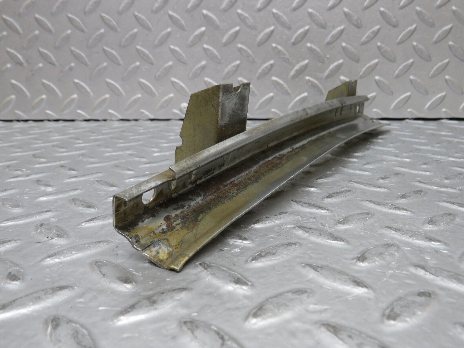 37366 Mercedes-Benz W109 300SEL Rear Right Door Window Channel