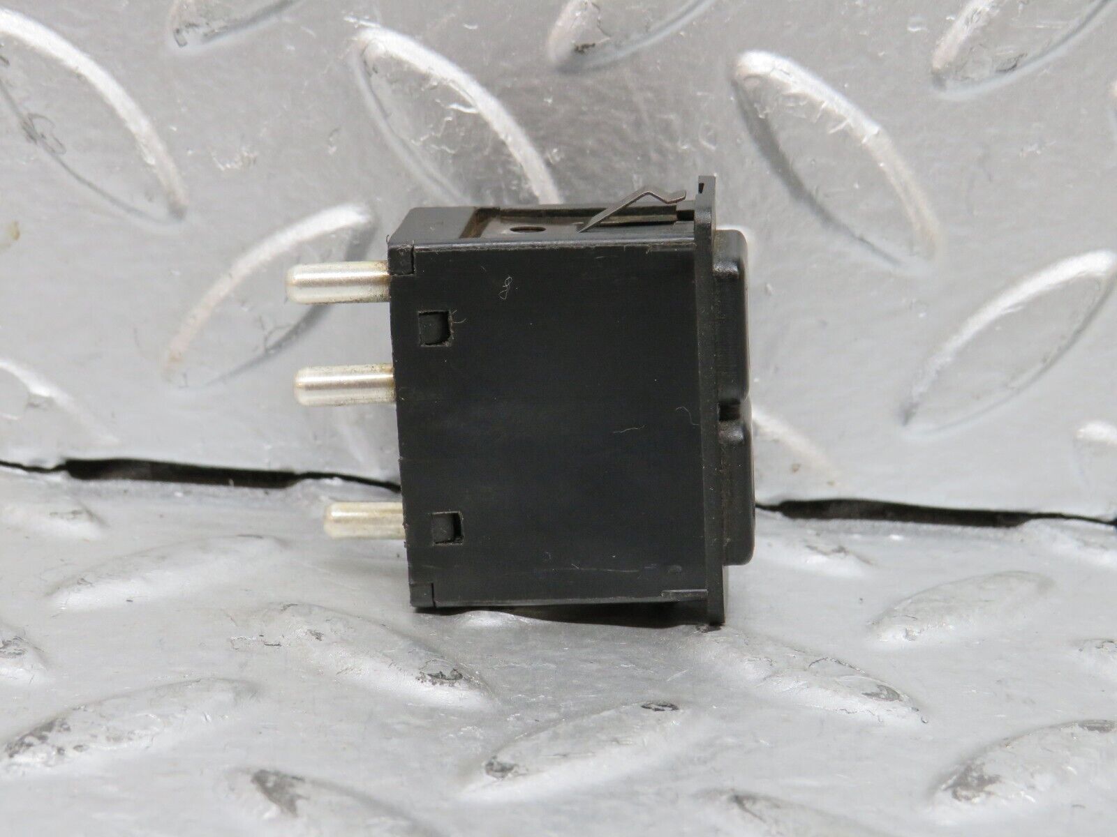 28322 Mercedes-Benz S123 240D Wagon Rear Wiper Control Switch 0018203410