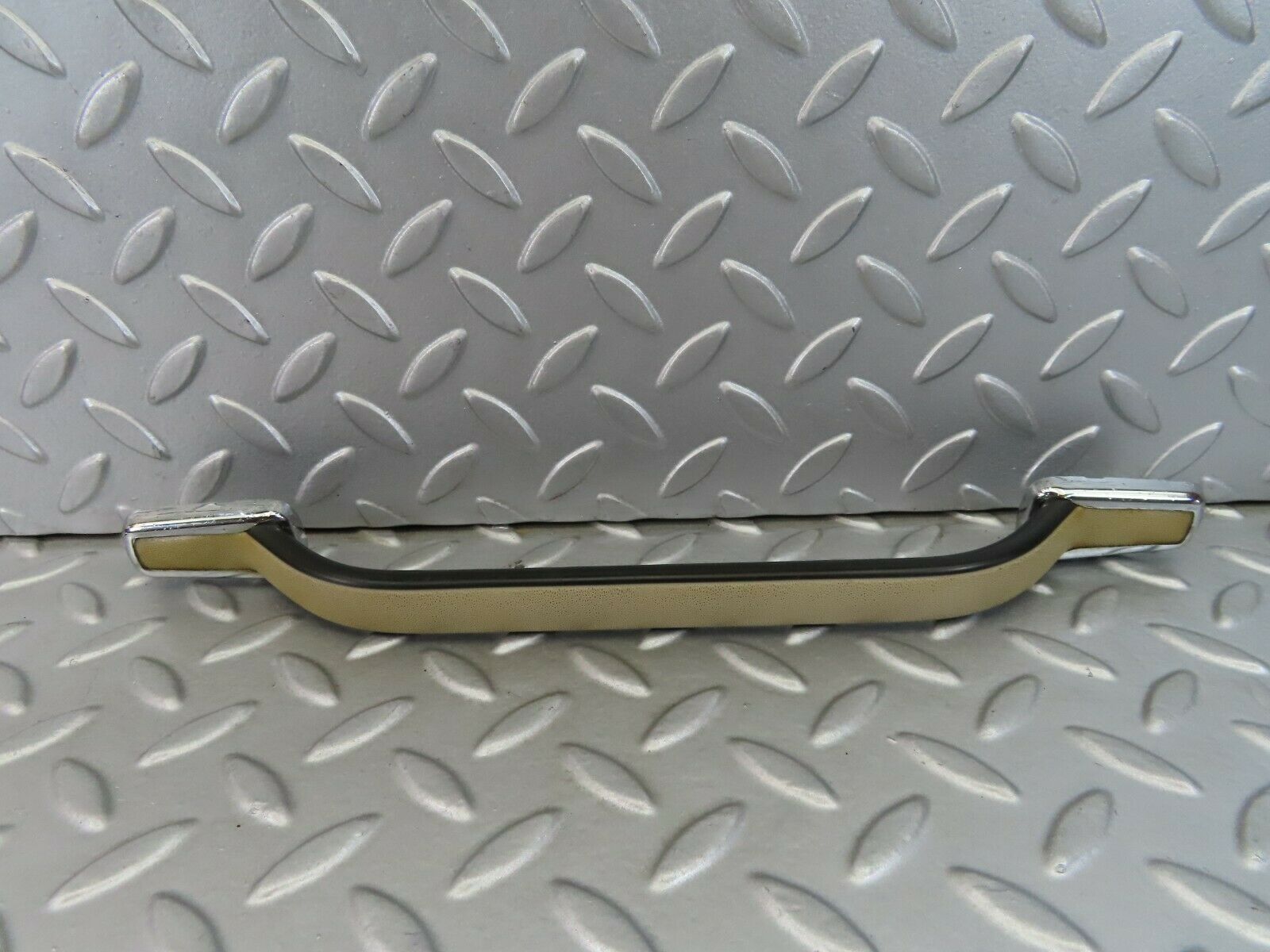 7401 Mercedes-Benz W116 450SE Interior Roof Grab Handle Front