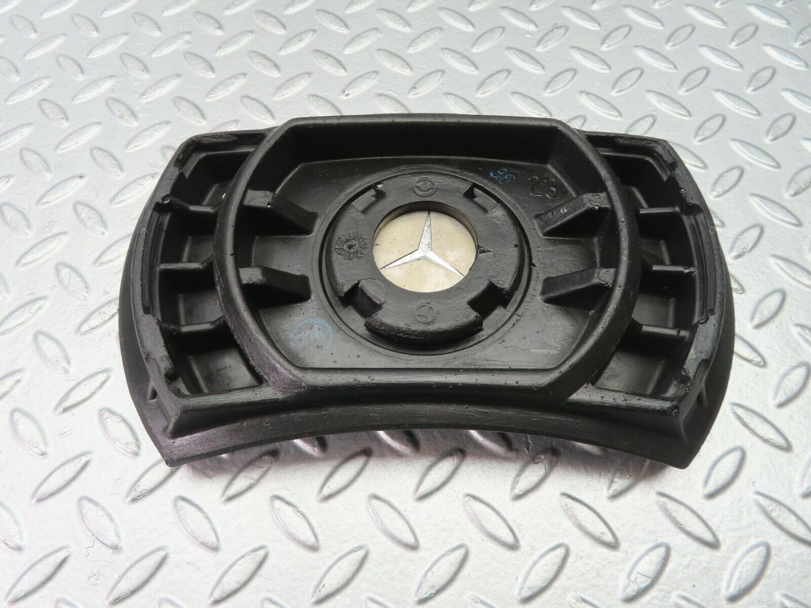 9918 Mercedes-Benz C123 230CE Coupe Steering Wheel 1264640017