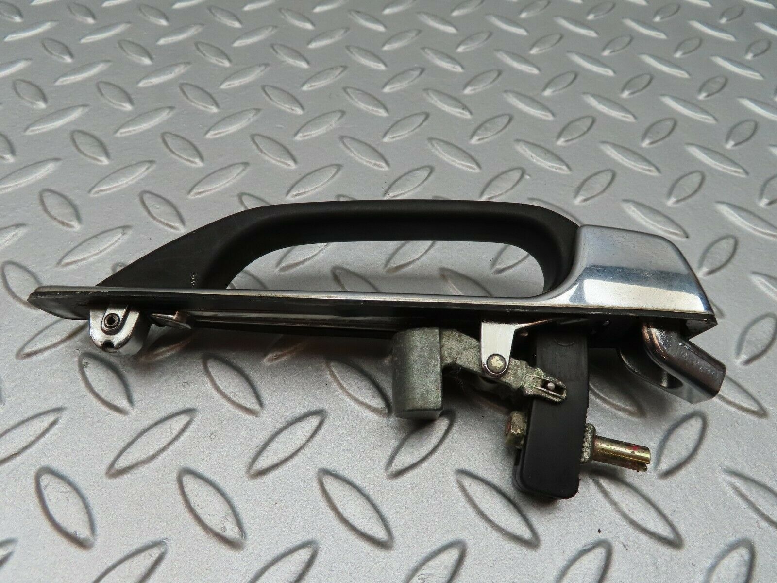 3707 Mercedes-Benz S123 200T Wagon Exterior Door Handle Rear Right 1237600359