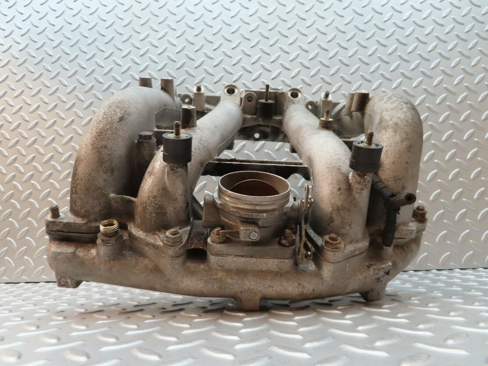 4426 Mercedes-Benz W123 230E Intake Manifold 1021410301