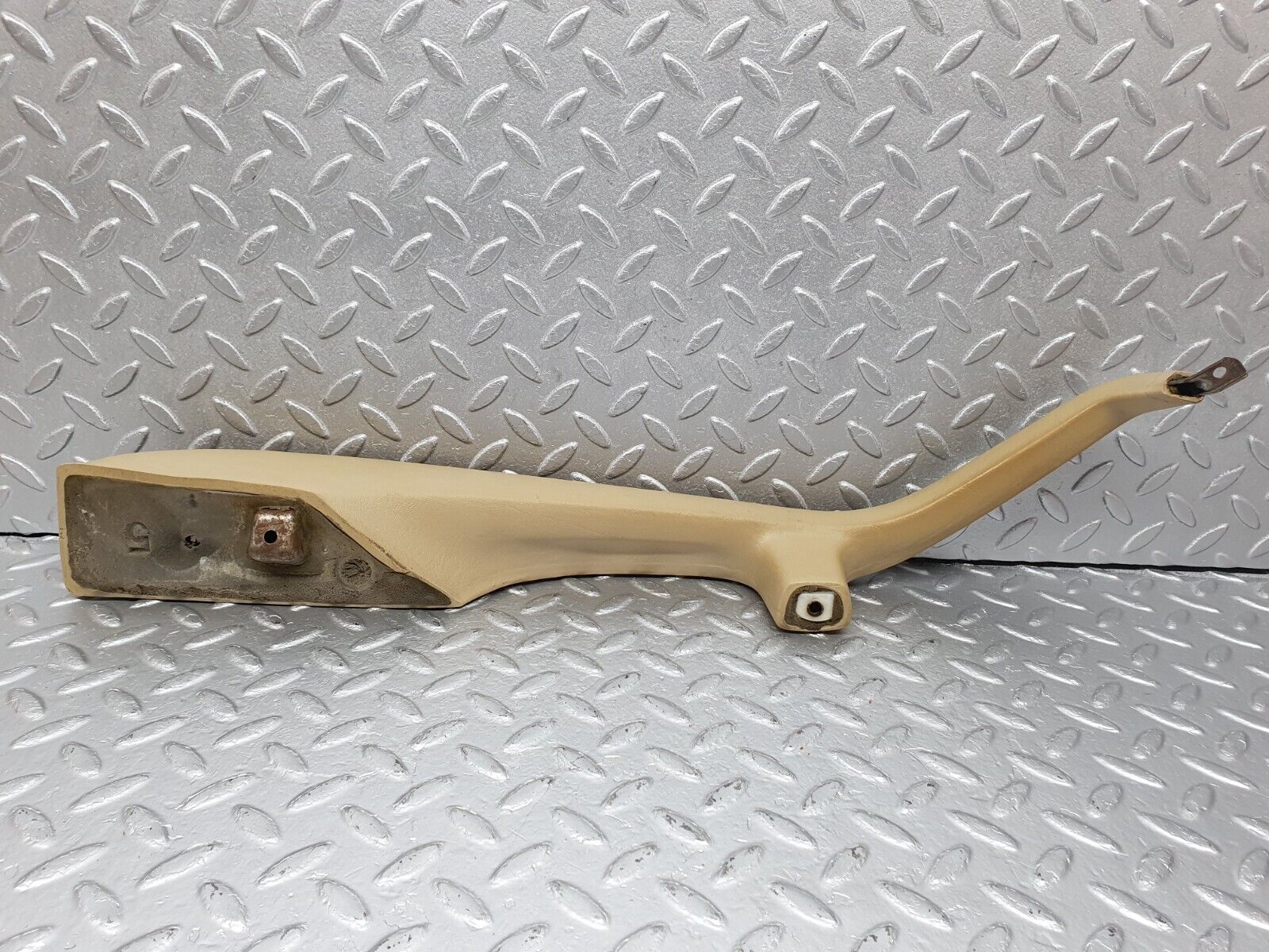 40928 Mercedes-Benz W126 300SE Front Right Interior Door Handle Beige
