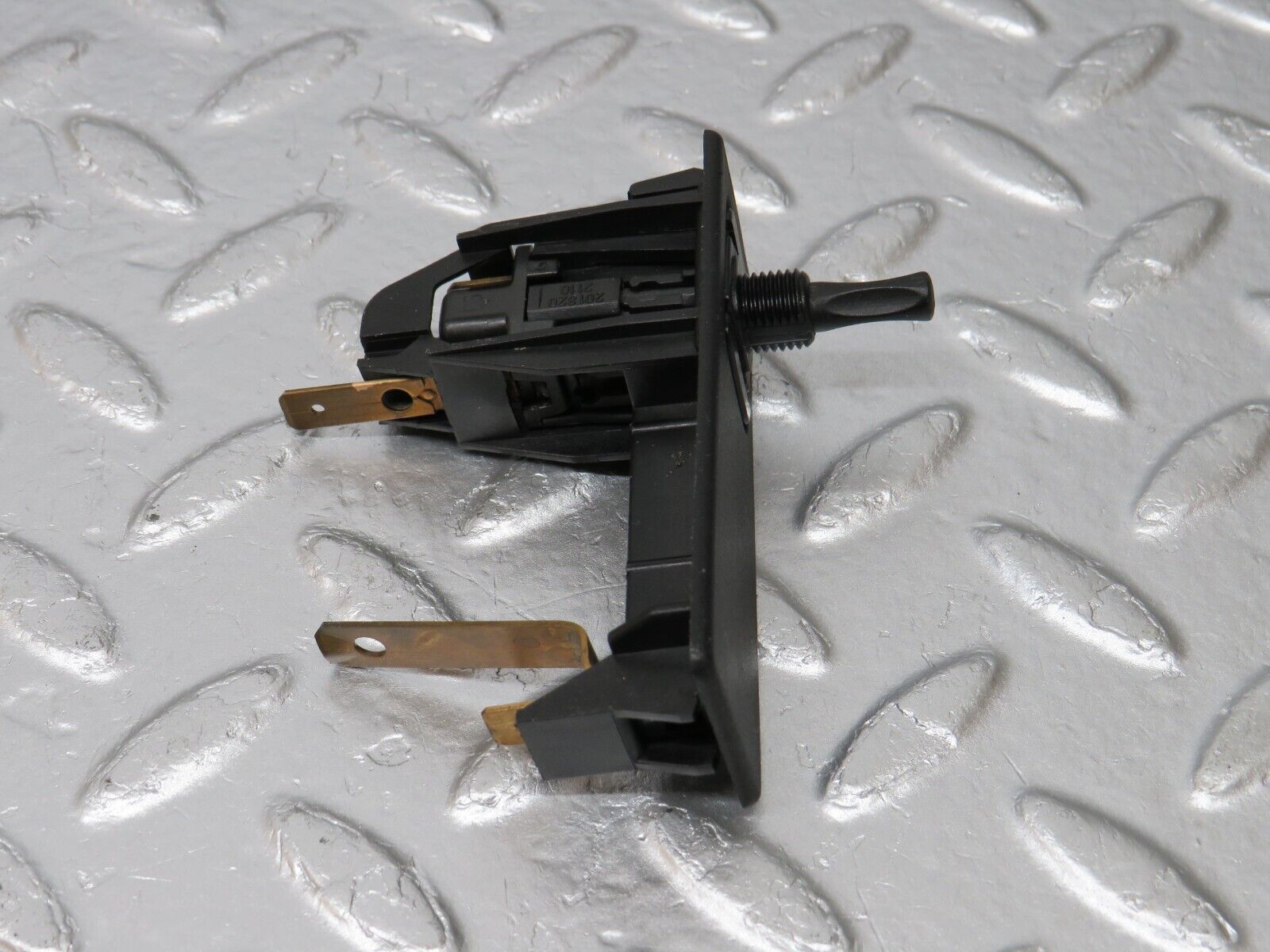 33607 Mercedes-Benz W201 190E 2.0L Trunk Boot Light Switch 2018200211