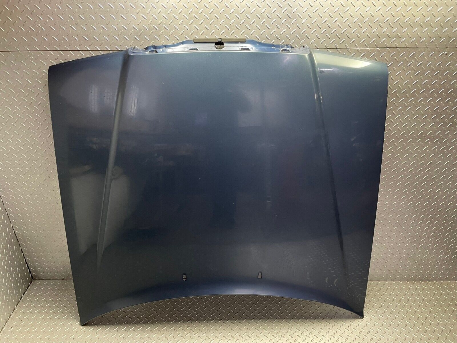 31421 Mercedes-Benz S124 220TE Wagon Bonnet