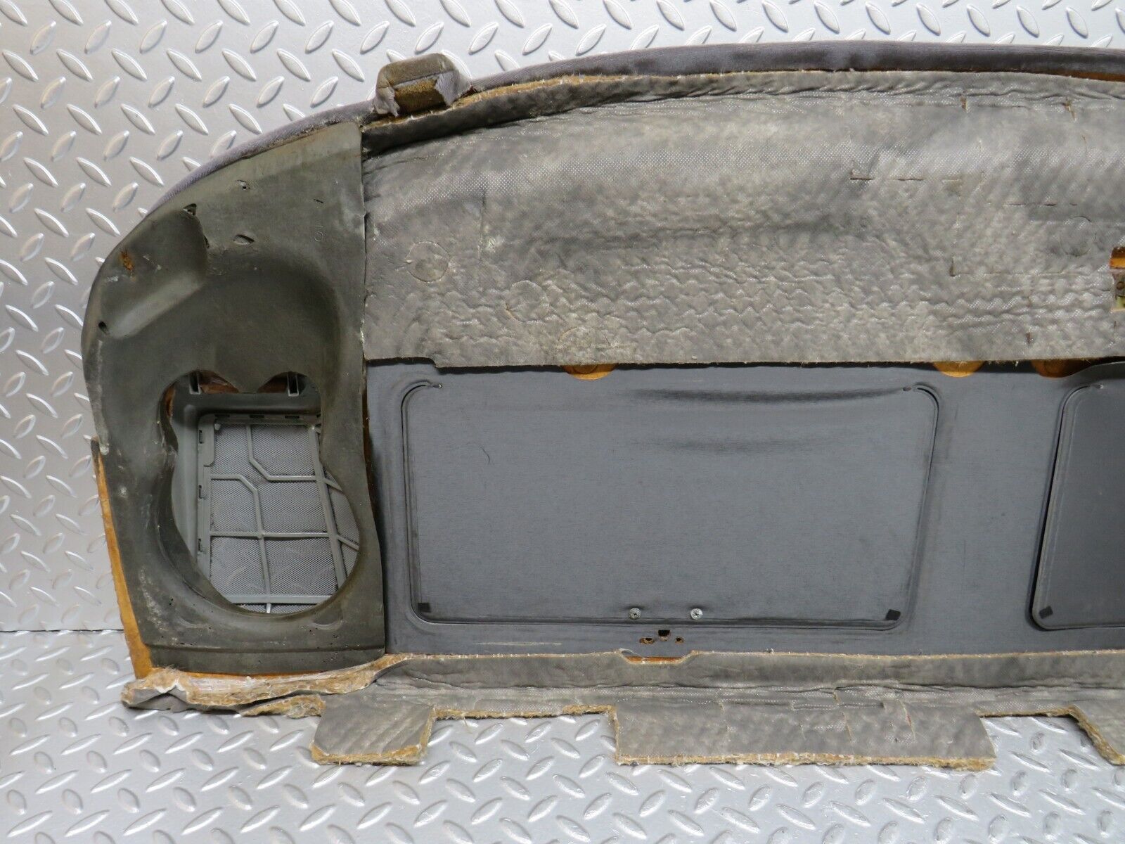 36238 Mercedes-Benz W126 420SE Rear Parcel Shelf Grey