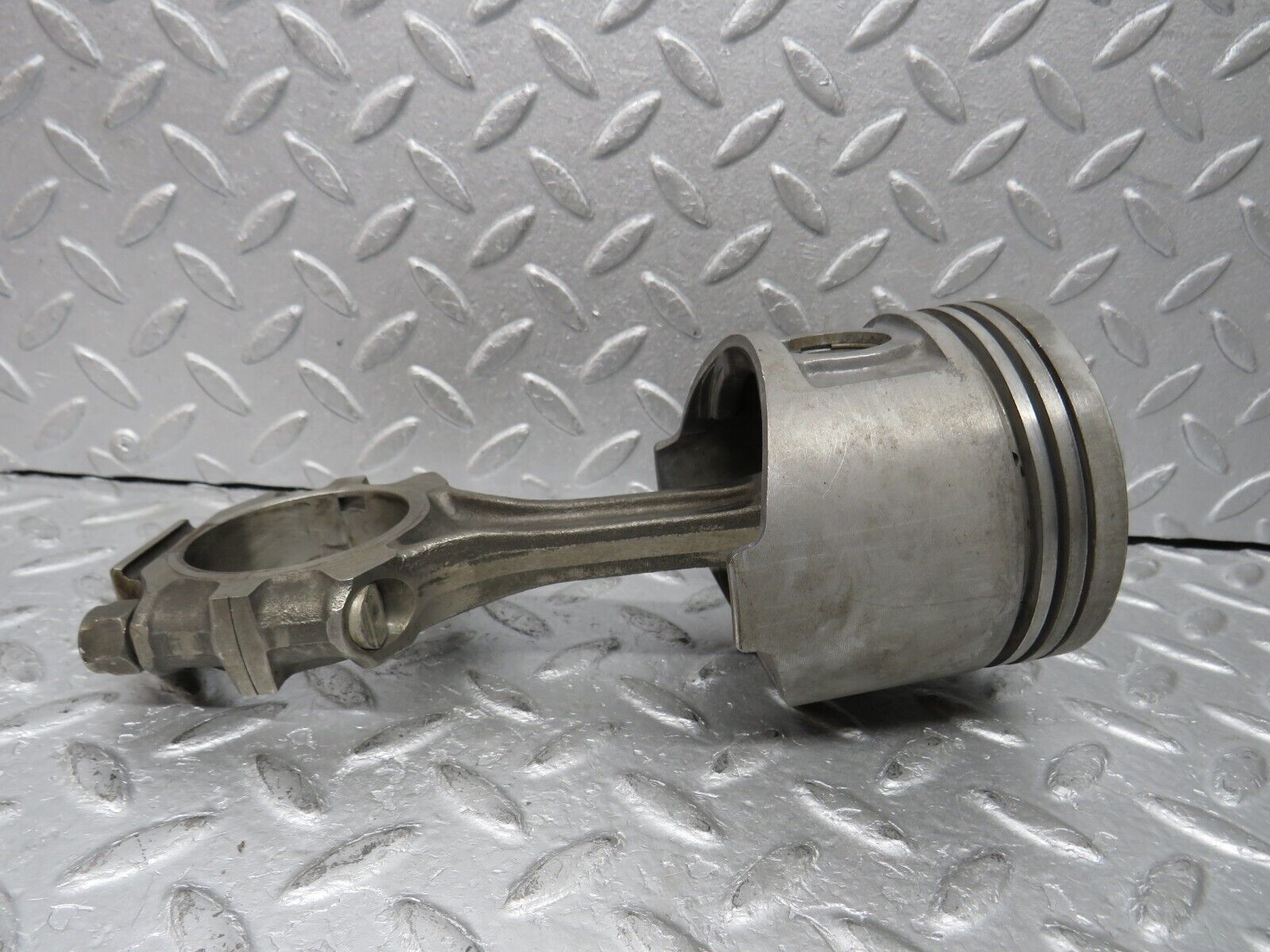 37626 Mercedes-Benz W109 300SEL Piston With Connecting Rod 91.5 mm