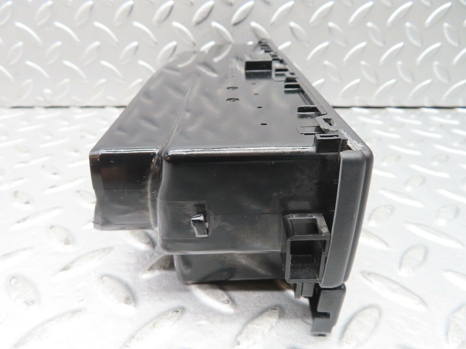 17121 Mercedes-Benz R129 300SL Coupe Dash Centre Air Vent 1298300054