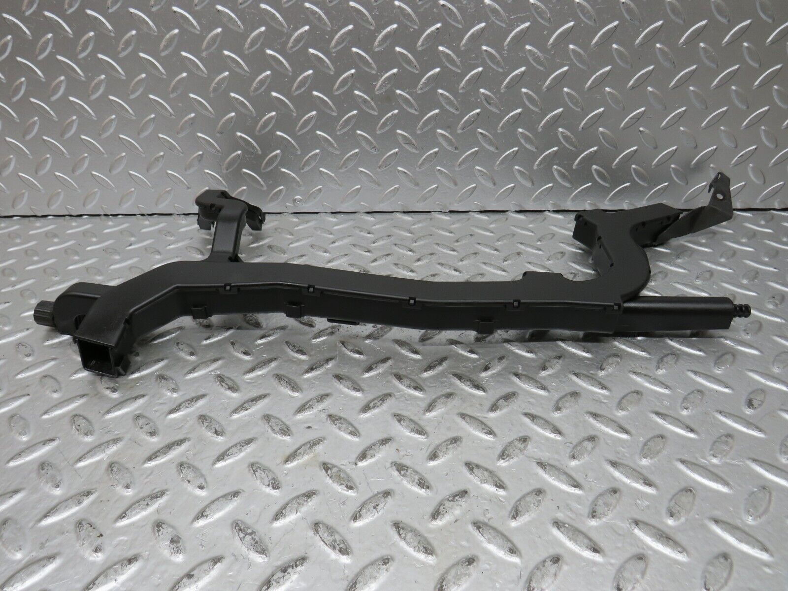 27838 Mercedes-Benz S124 300TE Engine Cable Channel