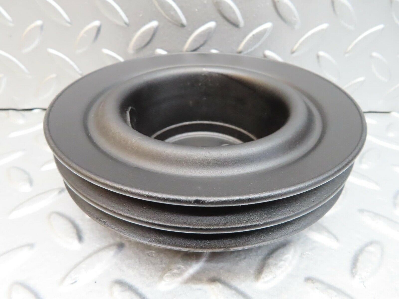 14429 Mercedes-Benz W116 350SE Water Pump Pulley