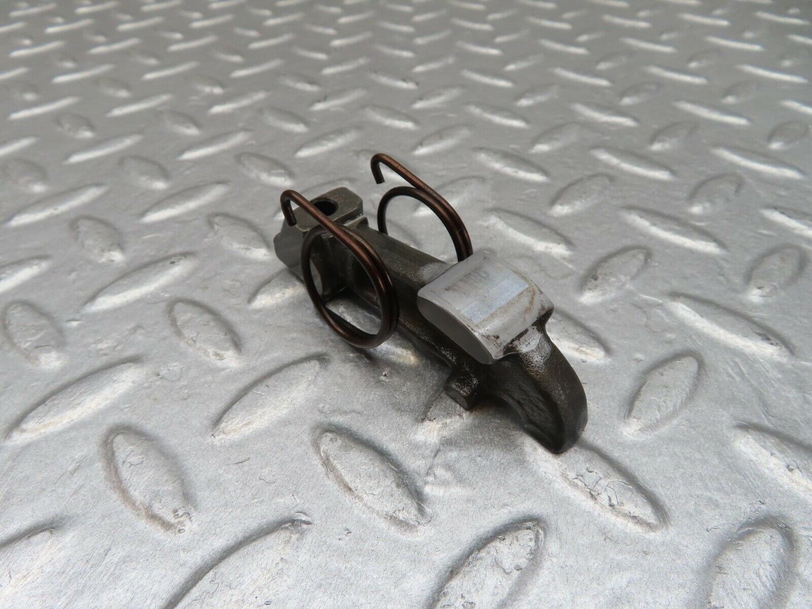 12868 Mercedes-Benz W111 220SE Valve Rocker Arm With Retaining Spring