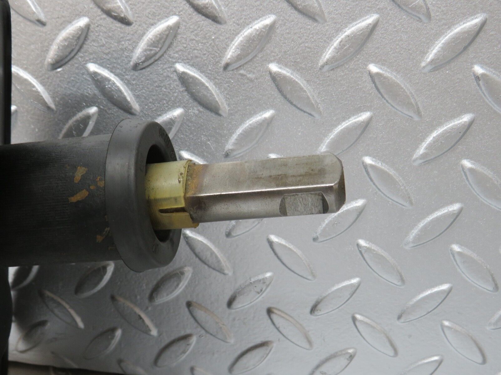 0055 Mercedes-Benz W116 350SE Steering Column