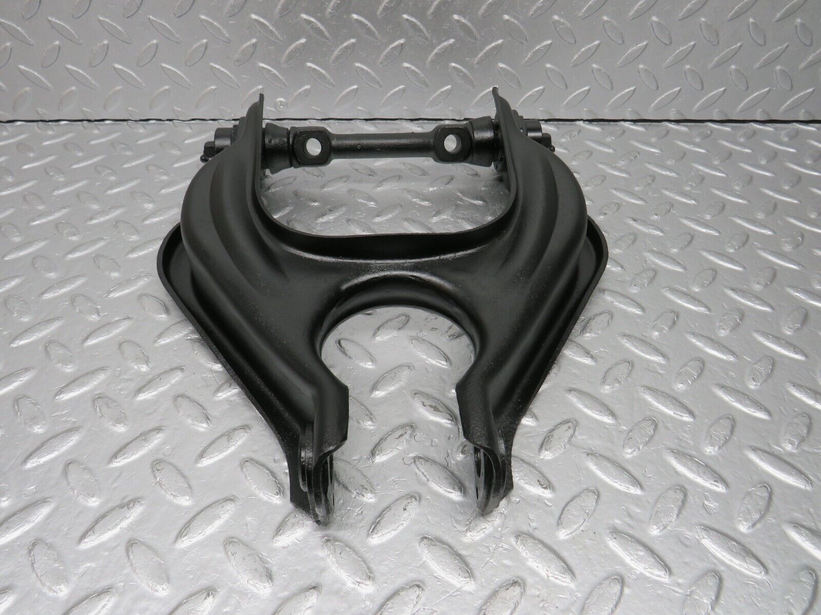 40387 Mercedes-Benz W110 230 Front Right Upper Control Arm