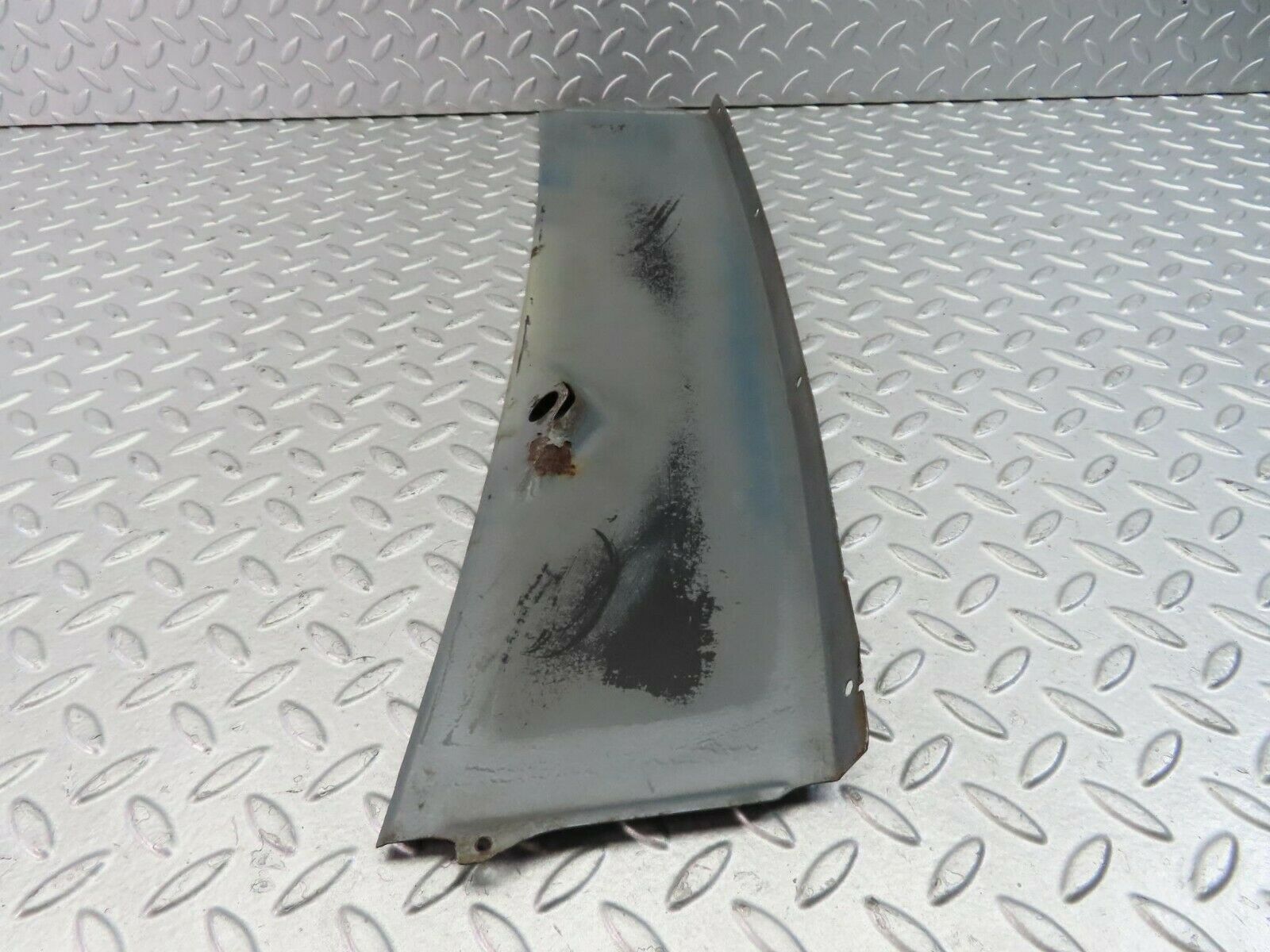 9777 Mercedes-Benz C123 280CE Coupe Wiper Motor Assembly Cover Access Panel