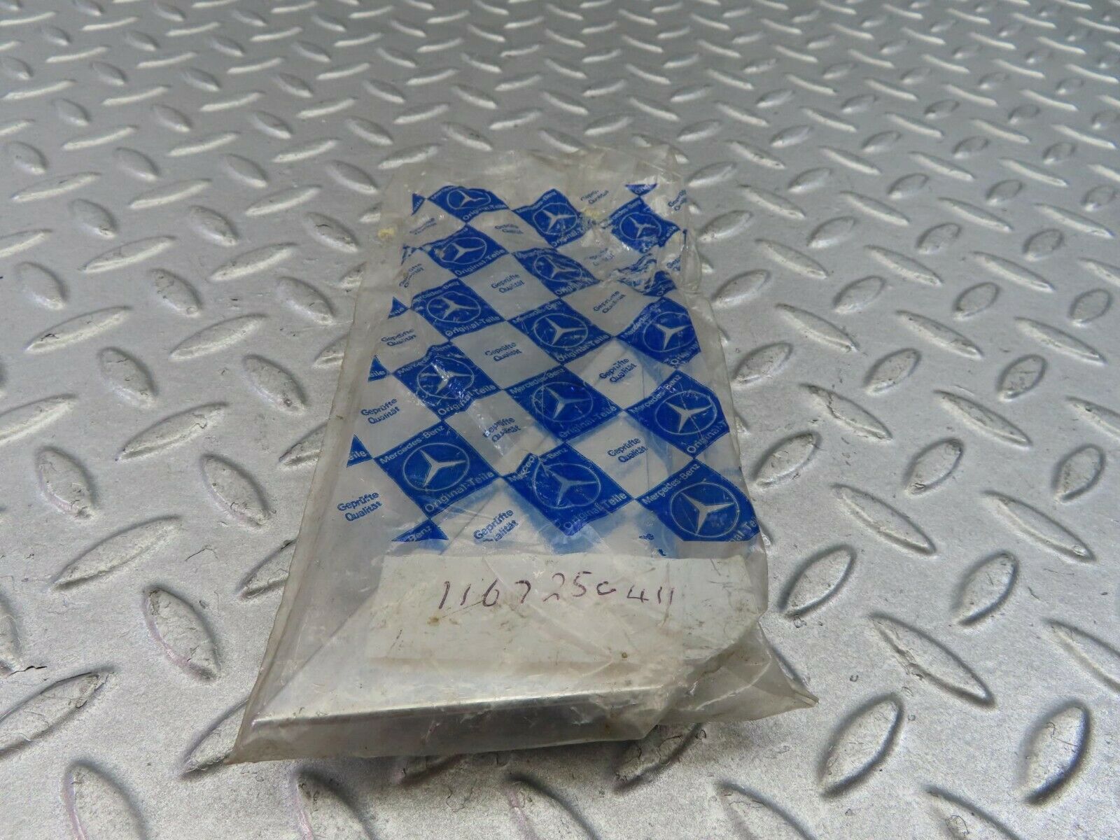 8156 Mercedes-Benz W116 Mirror Chrome Cover Right 1167250411