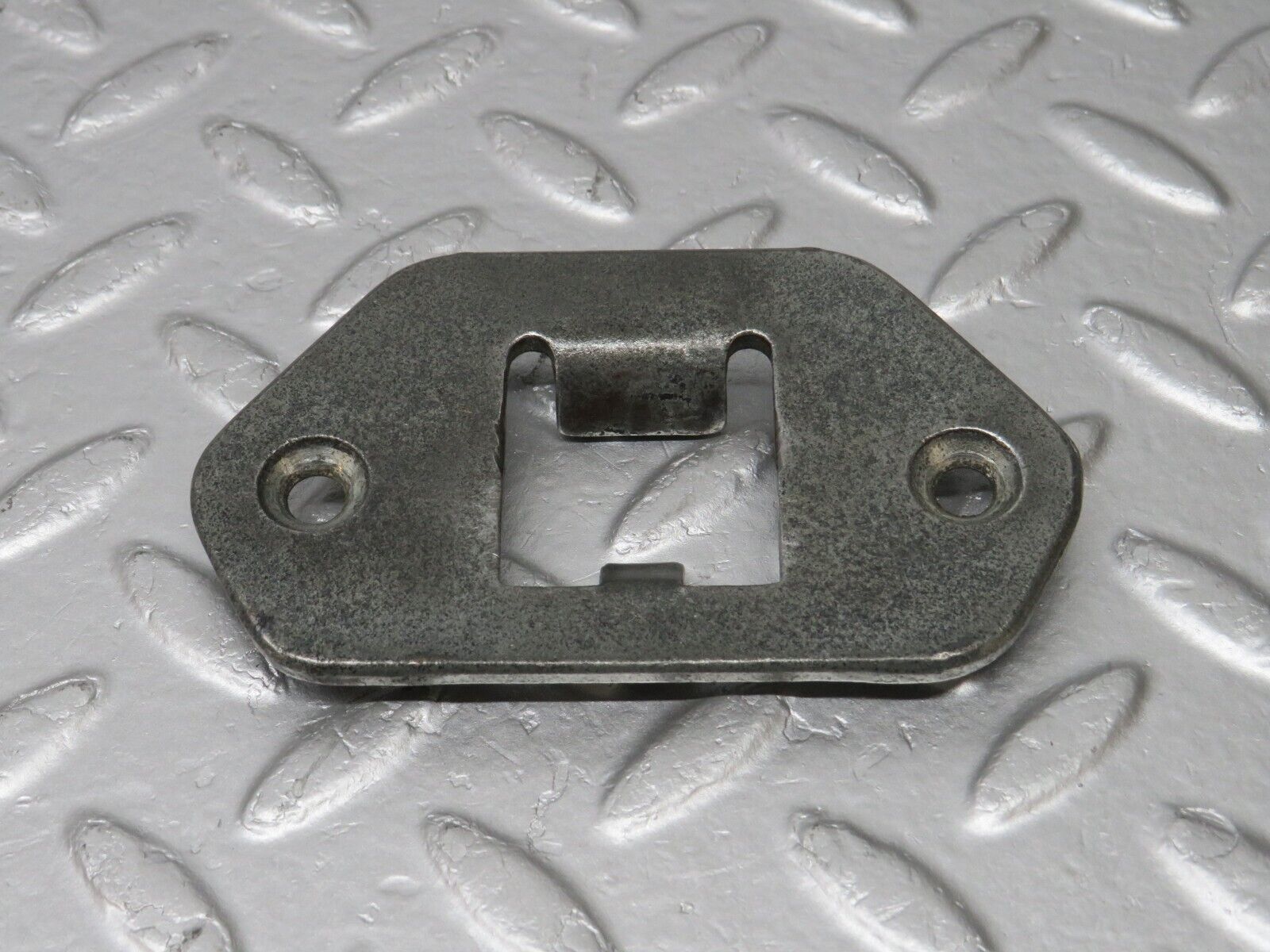 40291 Mercedes-Benz W110 230 Bonnet Lock Latch