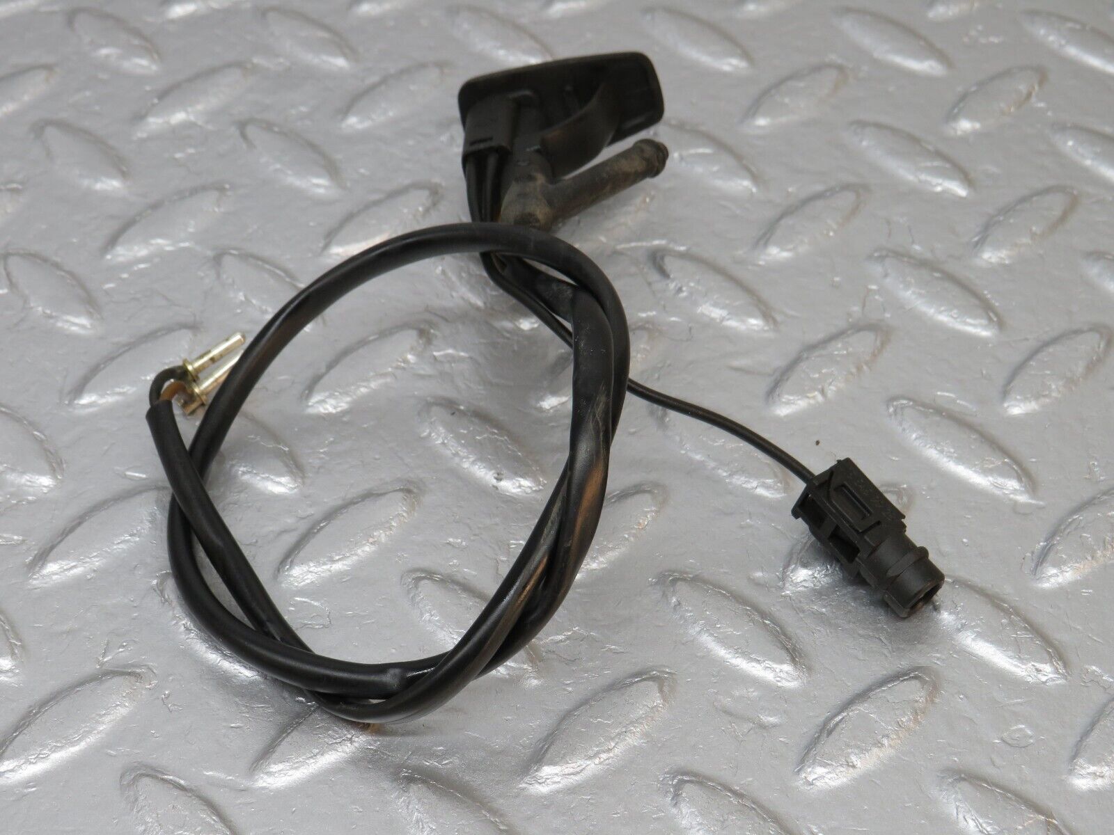 39740 Mercedes-Benz R129 320SL Coupe Windscreen Washer Nozzle