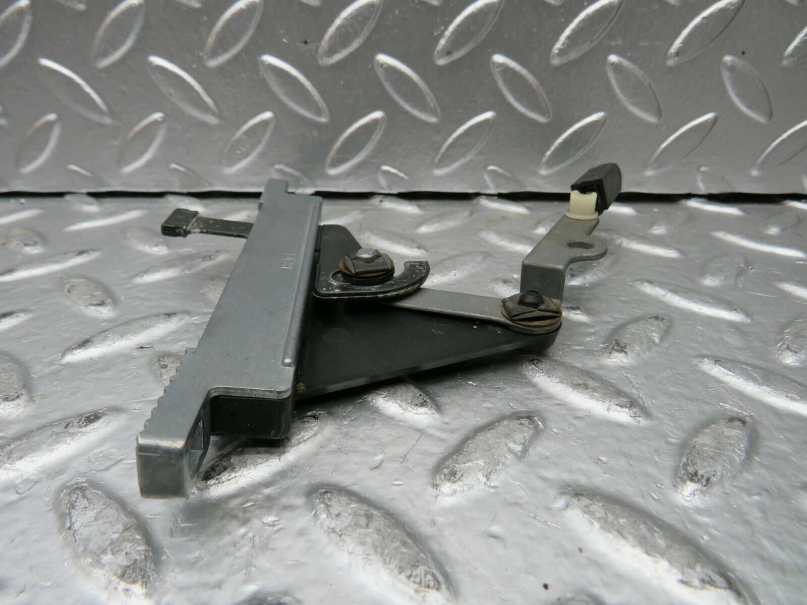 22972 Mercedes-Benz C123 230CE Coupe Heater Control Switch 1238300085