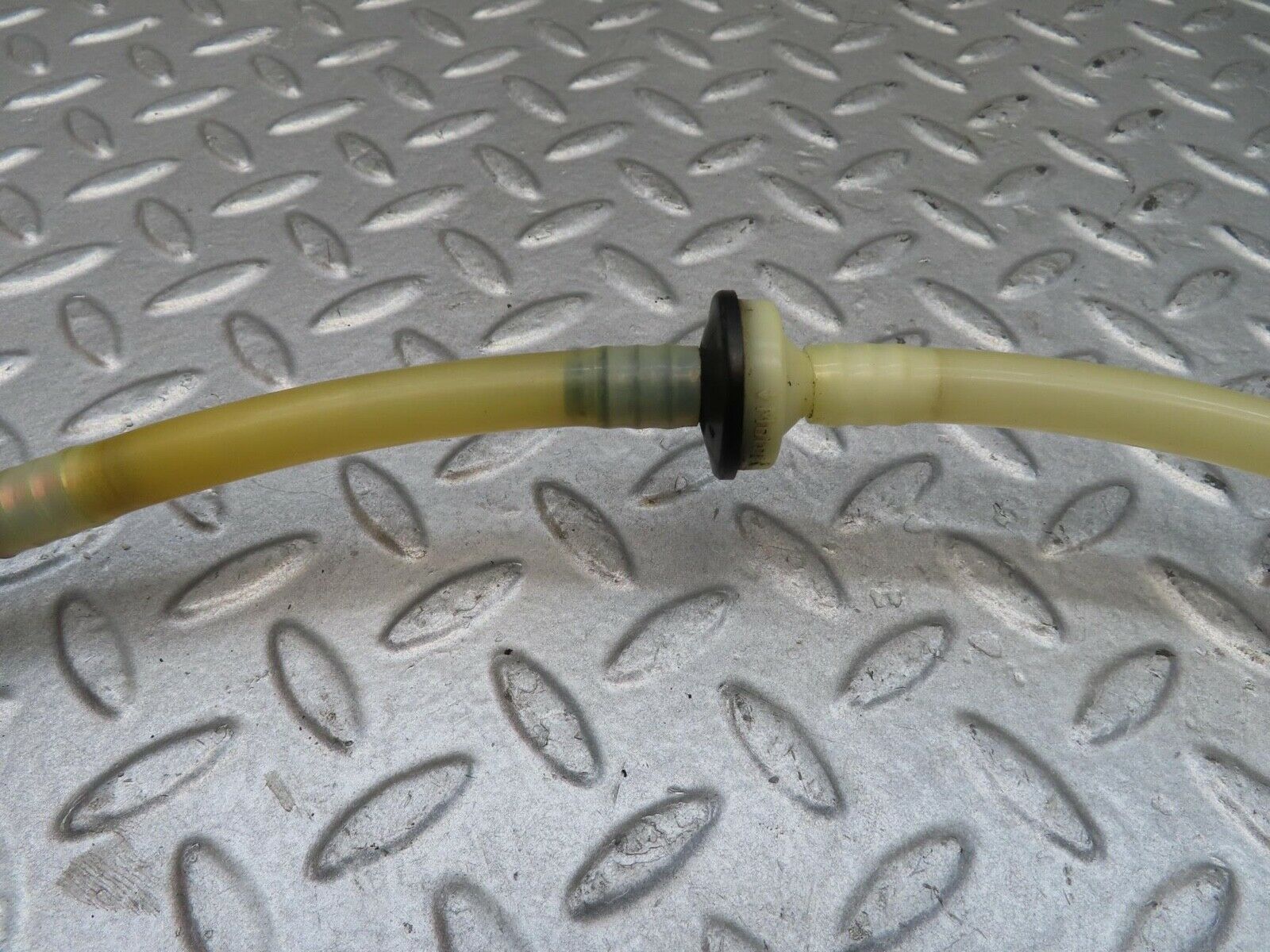 14382 Mercedes-Benz W116 350SE Brake Servo Vacuum Pipe